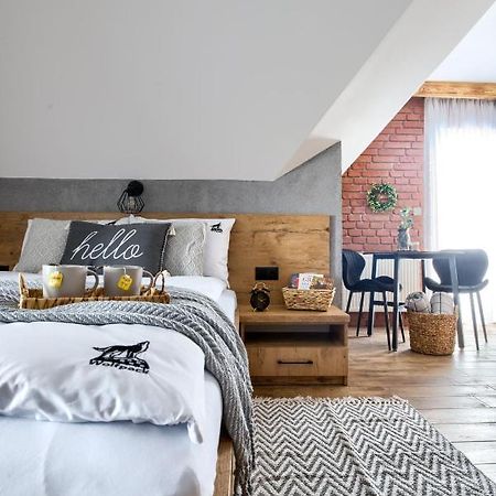 Wolfpack Guest House بيالكا تاترزانسكا المظهر الخارجي الصورة