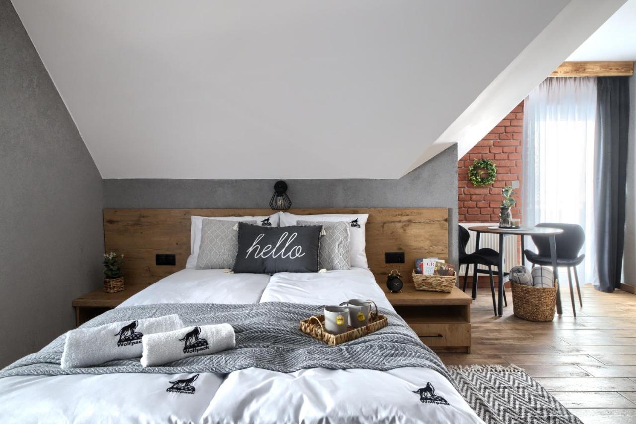 Wolfpack Guest House بيالكا تاترزانسكا المظهر الخارجي الصورة
