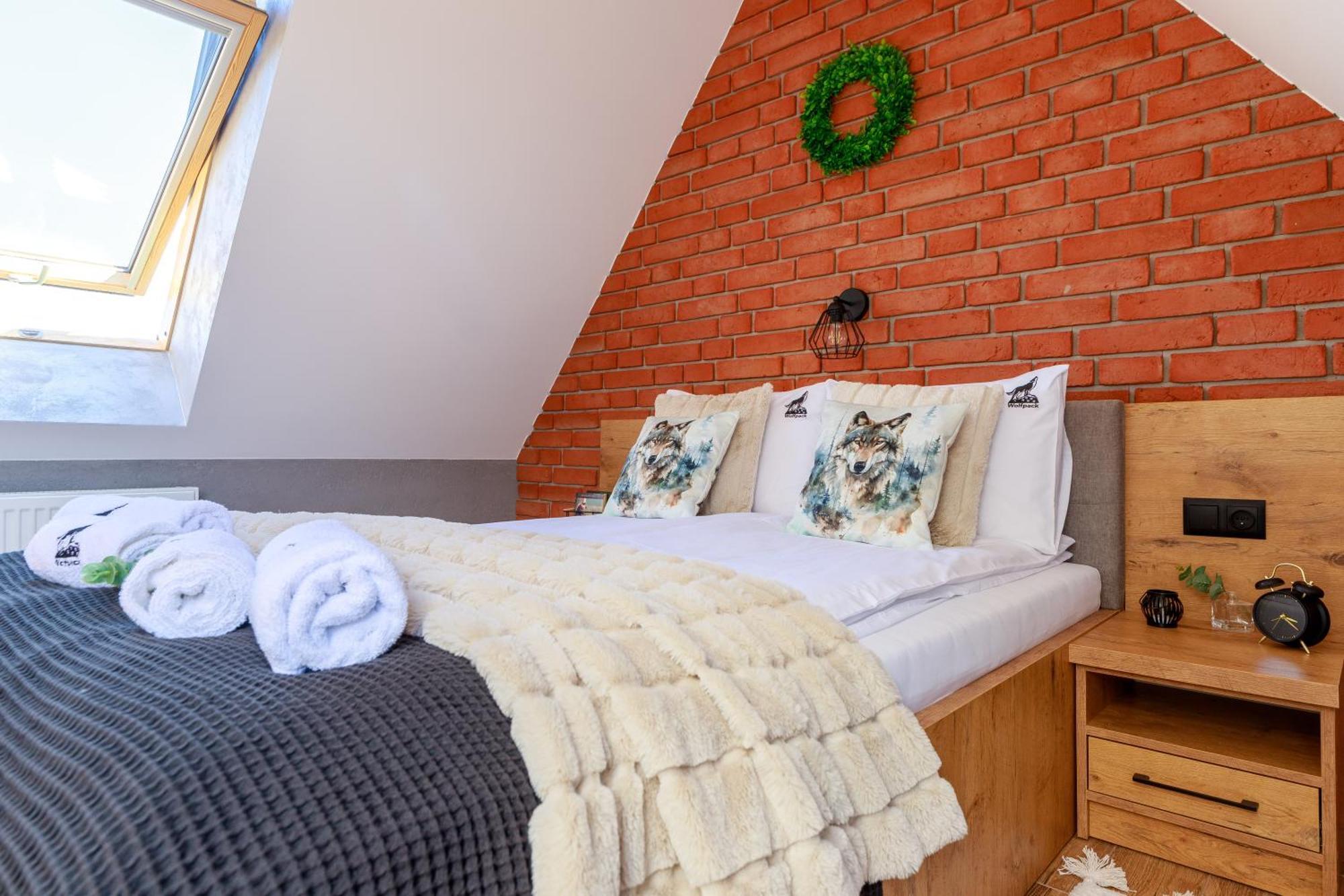 Wolfpack Guest House بيالكا تاترزانسكا المظهر الخارجي الصورة