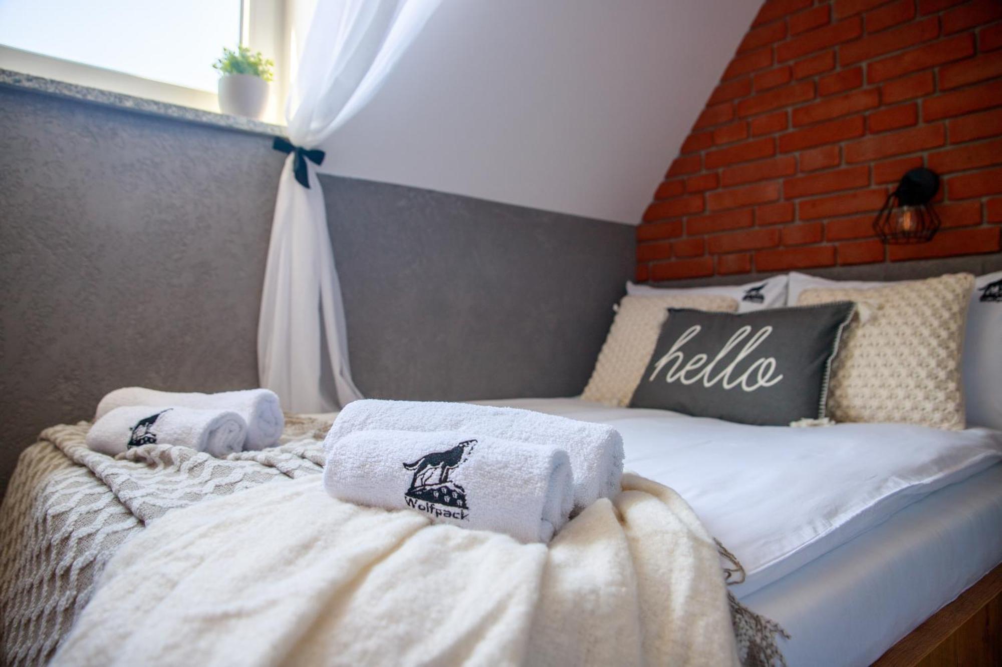 Wolfpack Guest House بيالكا تاترزانسكا المظهر الخارجي الصورة